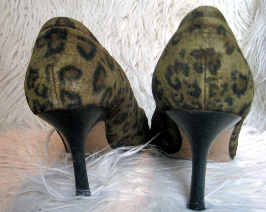 DIY Pointed Toe Leopard shoes